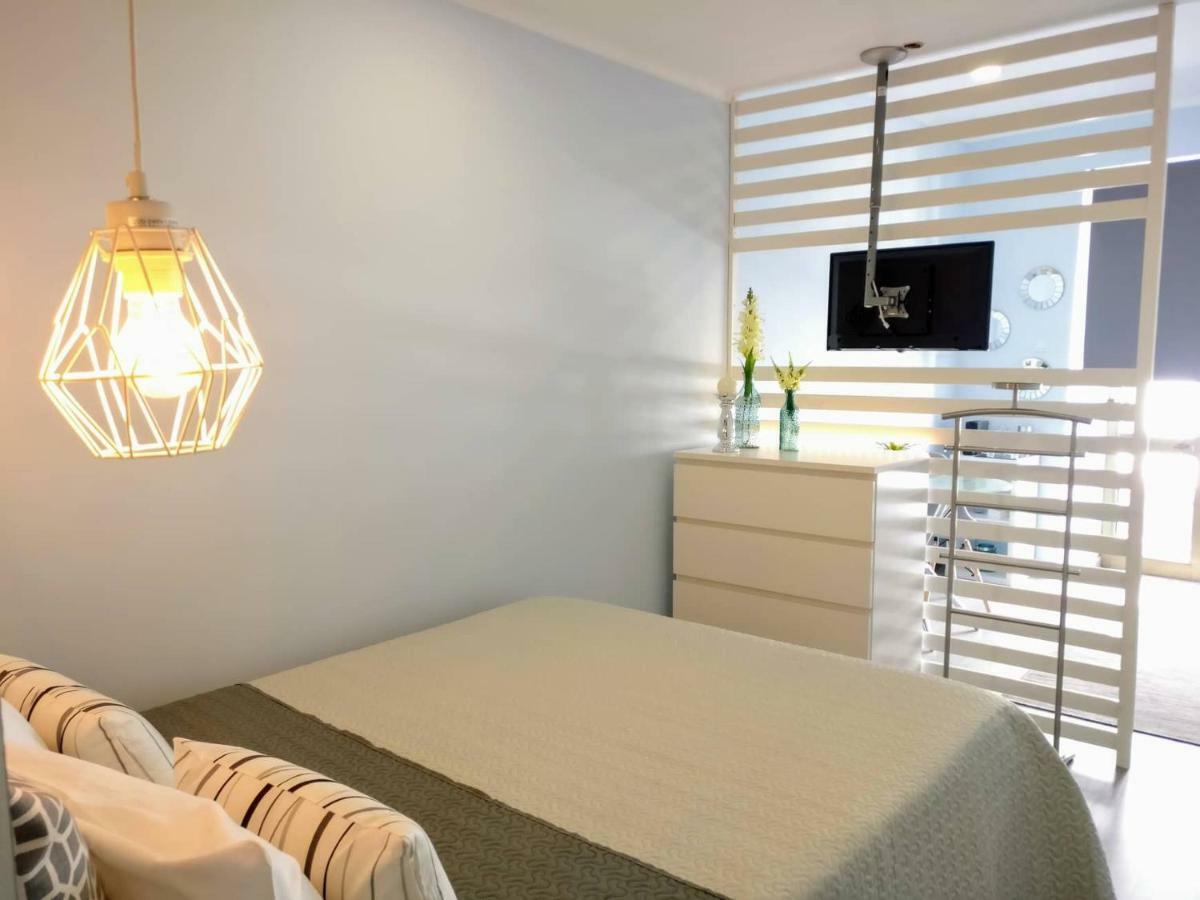 V4 Apartment Орта Екстериор снимка