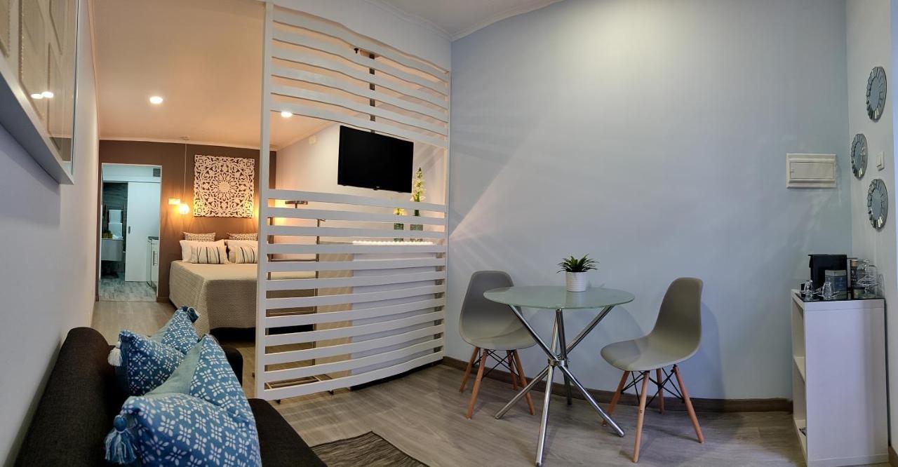 V4 Apartment Орта Екстериор снимка